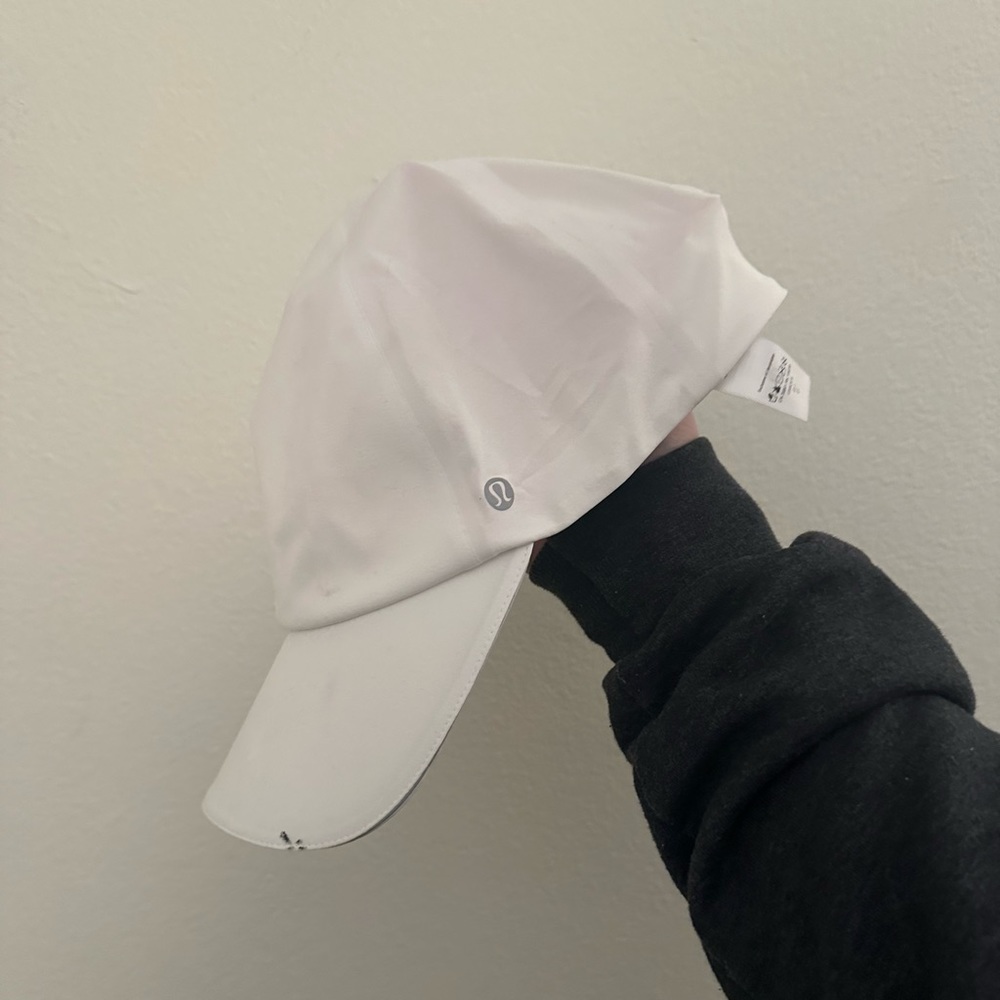 lululemon athletica White Hat